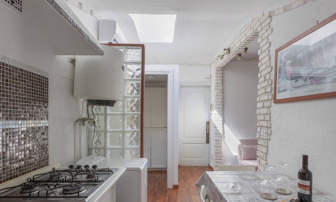 Citta Nuova-Barriera Nuova-San Vito-Citta Vecchia Apartment | LOFT ROSSETTI