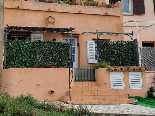 Les Restanques Bed & Breakfast | Logement équipé