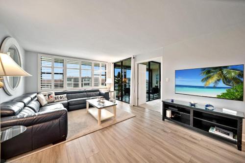 Sanibel House | Loggerhead Cay #324