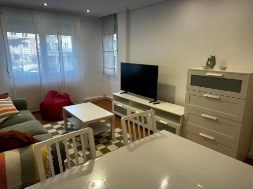 Logrono City Centre Apartment | Logroño Colón Centro con Parking