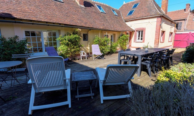 Mittainvilliers-Verigny House | Longère near Chartres, 3 bedrooms, enclosed garden, ideal for families