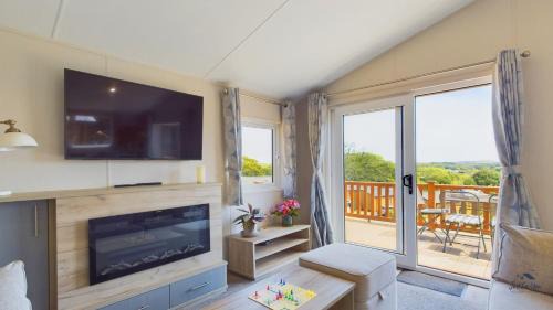 Ryde House | Long View in Roebeck Country Park, sleeps 4, beach 3.5 miles.