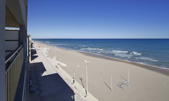 Plaza De La Costera Apartment | LOOKING AT SEA 2 - FIRST LINE OF BEACH