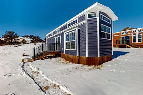 Fremont County House | Lorrayne Ranch - Palomino, Roan, Sorrel, & Buckskin