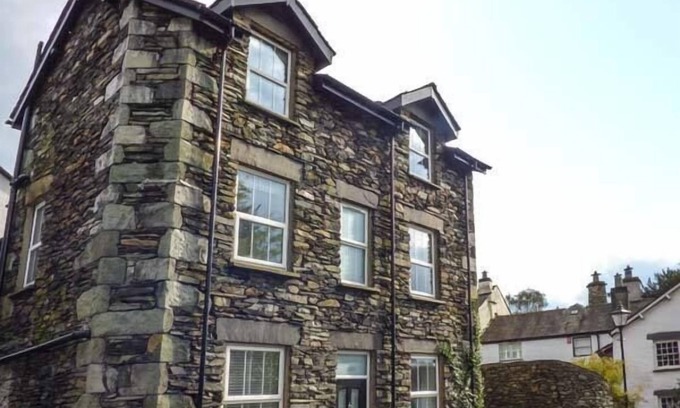 Ambleside Cottage | Loughrigg View