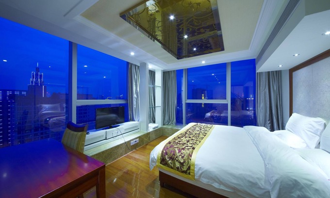 Yuexiu Apartment | Louidon Mega Apartment of Kam Rueng Plaza/Sunshine