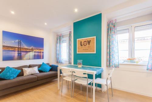 Santo Estevao Apartment | Lov'Alfama, at home in Lisbon