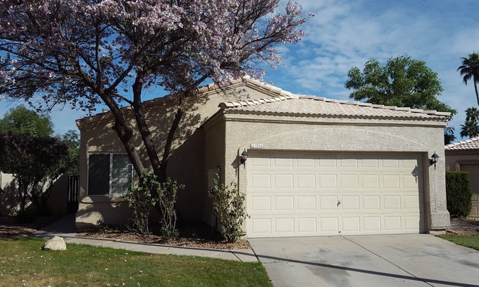 La Jolla Village House | Love Your Privacy - The Whole House In La Jolla Village Is Yours!