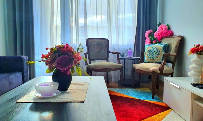 Siauliai Apartment | Lovely 2-bedroom Flat in Šiauliai