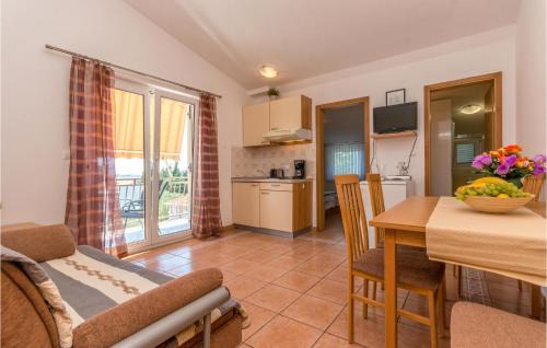 Sveti Filip i Jakov Apartment | Lovely Apartment In Sveti Filip I Jakov