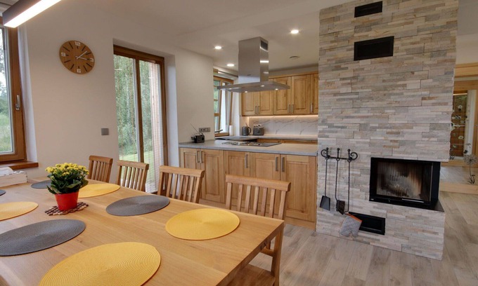 Korenov Apartment | Lovely apartment for 8 people with WIFI, TV and terrace