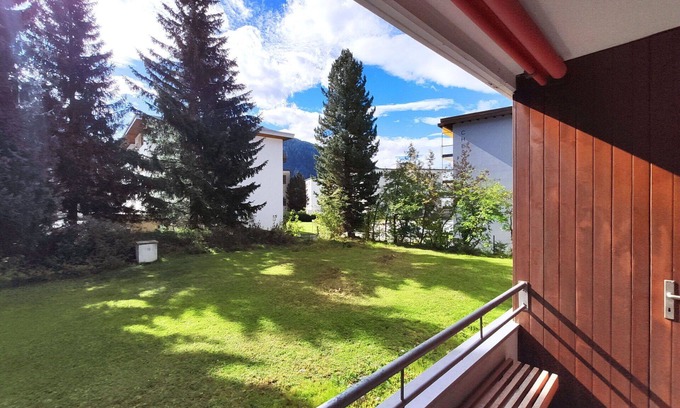 Davos-Dorf Apartment | Lovely apartment for 4 guests with WIFI, TV, balcony and pets allowed
