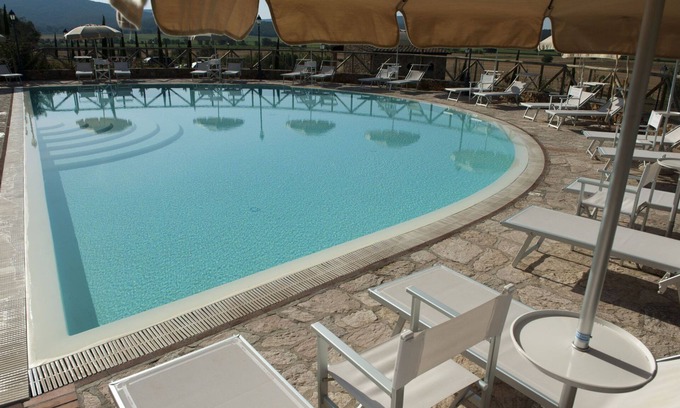 Campiglia Marittima Other | Lovely apartment for 4 people with pool, TV and panoramic view