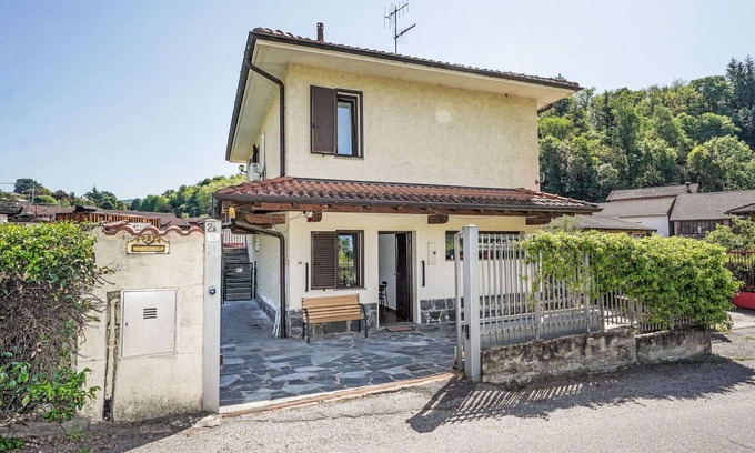 Castello Apartment | Lovely apartment for 5 people with pool, WIFI and TV