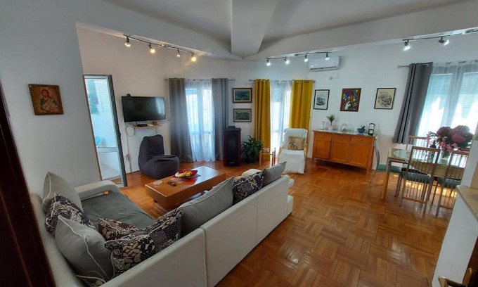 Golubovina Apartment | Lovely Family Apartment in Budva