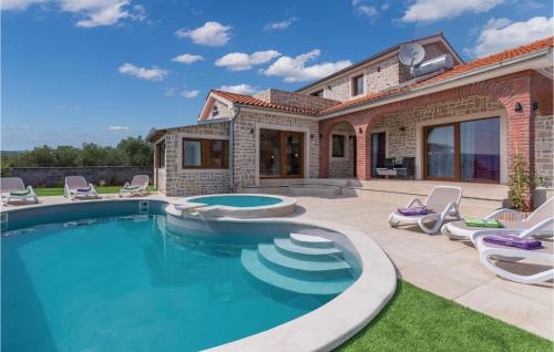 Skrbcici House | Lovely Home In Krk With Kitchen