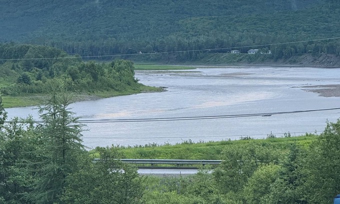 Allagash House | Lovely house with 5 beds and a view of the St. John River in Allagash