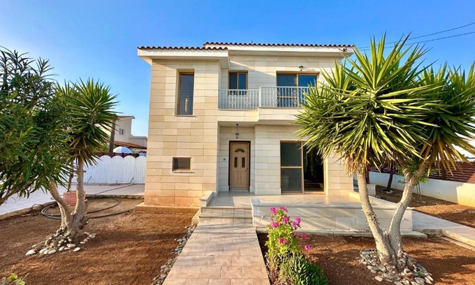 Pyla House | Lovely Pool Villa in Pyla