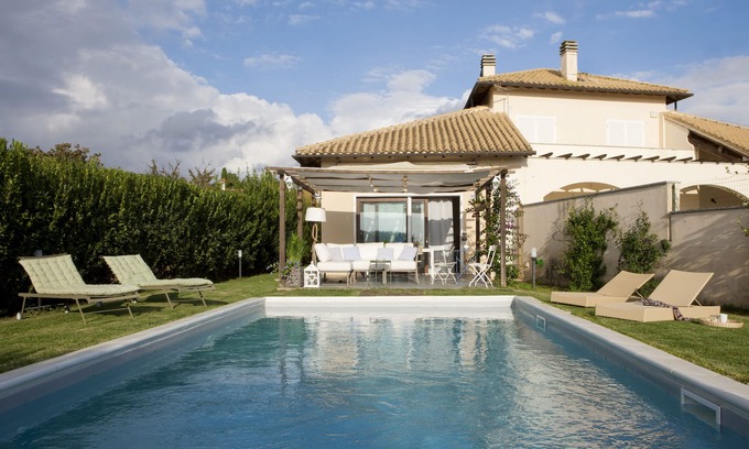 Marina Velca House | Lovely villa with private pool close to a golf course and beaches .