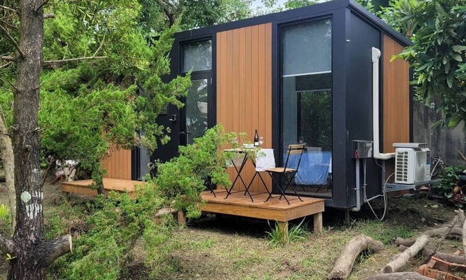 East District House | Luck House 1 by Tiny Away (幸運小屋1)