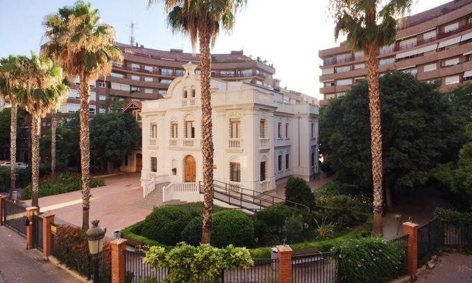 Mestalla Apartment | Luminoso y Amplio Apartamento a 10 min del Centro y de la Playa. Ideal Familias
