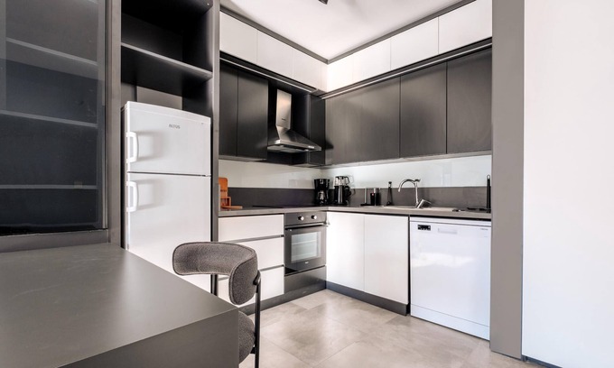 Ankara Apartment | Luminous Flat 7 min to Arcadium Mall in Ankara