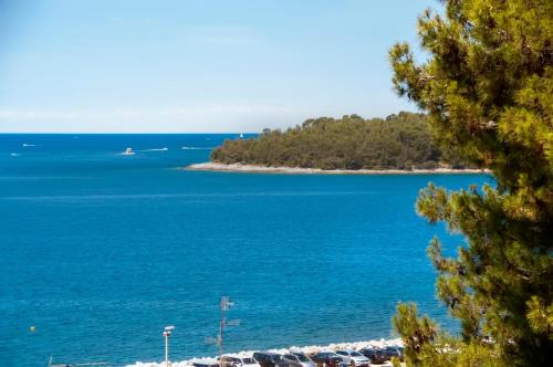 Rovinj Apartment | Luna Tsuki Six