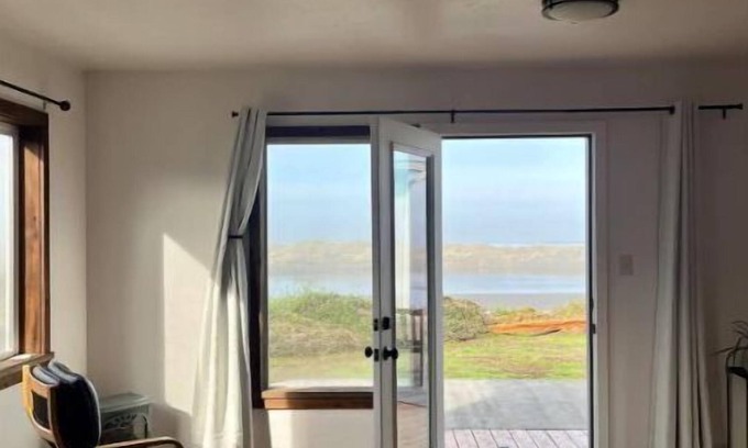 McKinleyville Apartment | Luna’s Suite By the Water