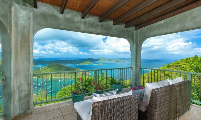 Estate Little Plantation Villa | Lunazul Cottage-2BR/2BA, Breathtaking view of BVIs and beyond, Solar/Starlink