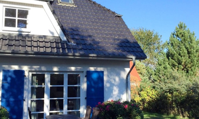 Vitte House | Luv - Reetgedeckte Doppelhaushälfte mit Zwei Schlafzimmern