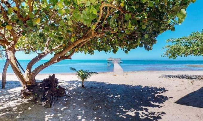 Antoneys Cay House | Lux 4BR Condo - Steps from the Beach, Pool, and Exclusive Resort Access!nnnnn