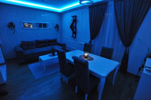 Cacak Apartment | Lux Apartman "Gold" - Cacak