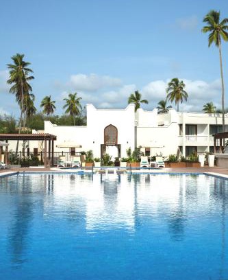 Pwani Mchangani Hotel | LUX* Marijani Zanzibar
