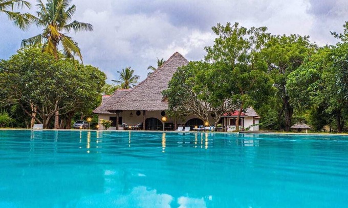 Diani Beach Cottage | Lux Suites Kivulini Cottages Diani