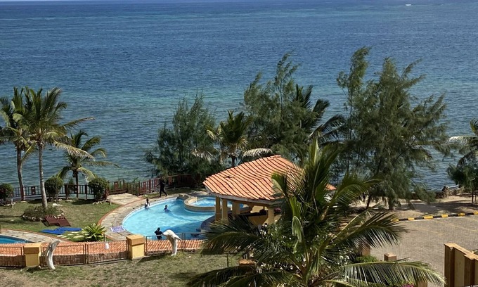 Shanzu Apartment | Lux Suites Shanzu Seabreeze Apartments