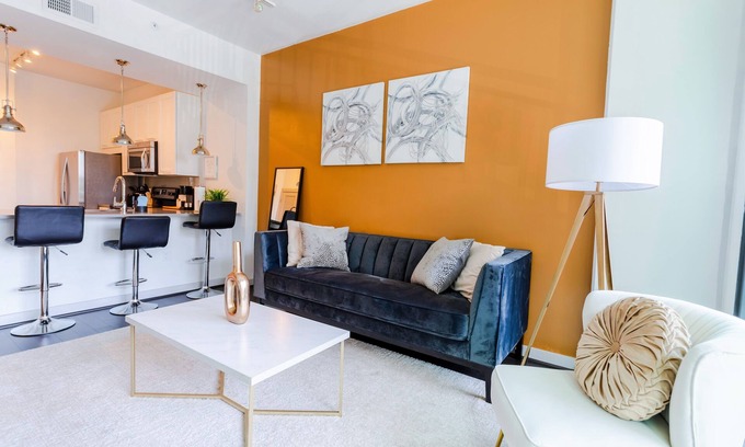 Lenox Apartment | *Lux* Upscale π« Buckhead Self Check-in & private balcony