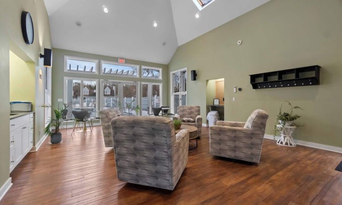 Norwich Condo | Luxe Condo in Norwich Less Than 3 Minutes From Mohegan Sun