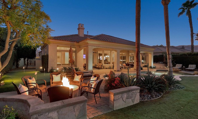 La Quinta House | Luxe Pool, Misters Firepit Lounge & Billiards