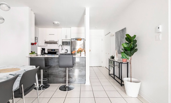 La Cite-Limoilou Condo | Luxueux Condo Hôtel au Cœur de Québec!