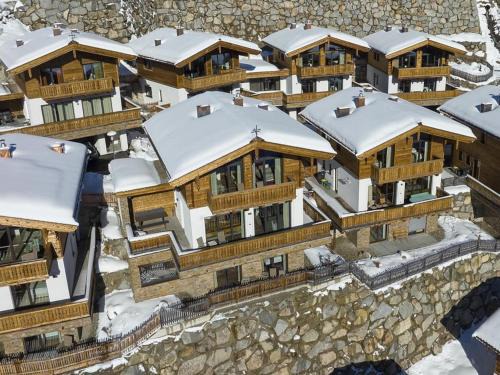Schonbach Ski Chalet | Luxury Chalet with Views and Sauna