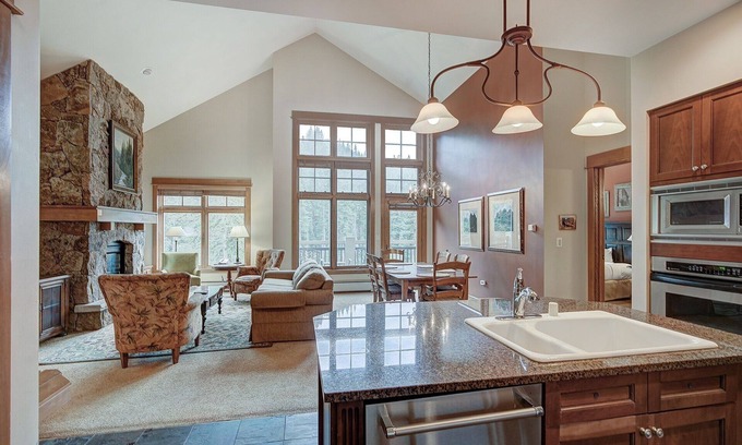 River Run Condo | Luxurious 2 Br In River Run Village With Ski In Ski Out- No Cleaning Fee 2 Bedroom Condo by RedAwning