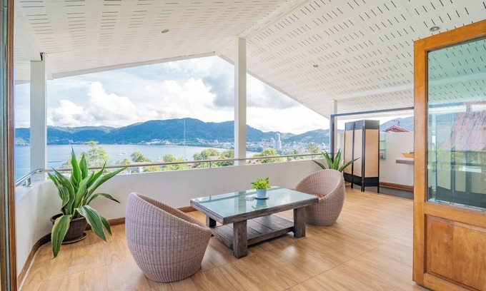 Patong Villa | Luxurious 5-bedroom Pool Villa in Heart of Patong, Phuket