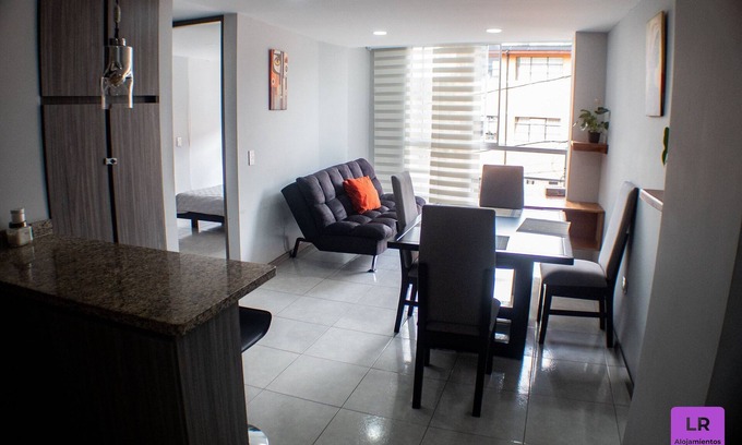 Manizales House | Luxurious and New Apartment in Milán