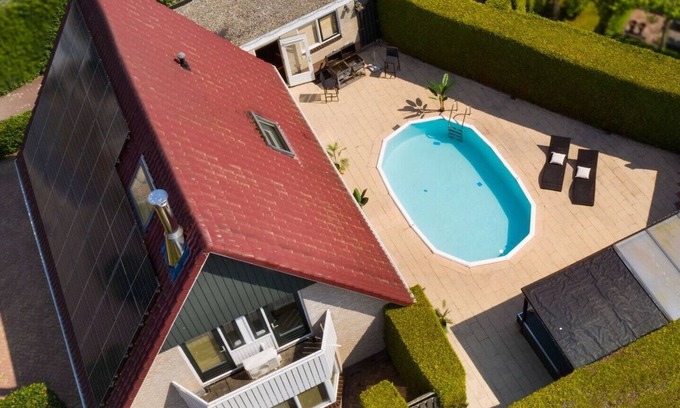 Grolloo House | Luxurious country house with whirlpool, sauna and private swimming pool