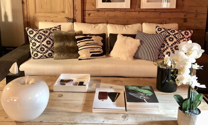Gstaad Apartment | Luxurious designer apartment in a typical old chalet in the Bernese Oberland