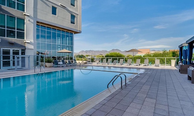 Thunderbird Industrial Airpark Apartment | Luxury 1200+ Square-Foot Condo in North Scottsdale (Unit 1039)