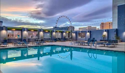 Las Vegas Strip Apartment | Luxury 1BD/1BTH Suite at Platinum Hotel *STRIP VIEW