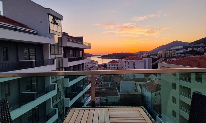 Becici Apartment | Luxury 4-bedroom penthouse apartment with sea view