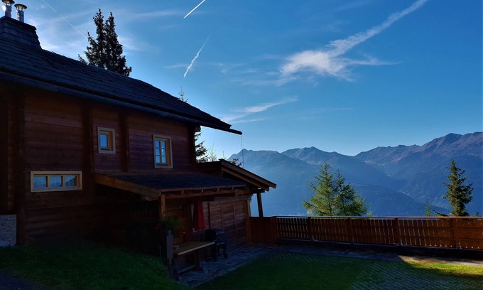 Rangersdorf Ski Chalet | LUXURY ALMWELLNESS CHALET with fantastic wellness area at 1850 m above sea level