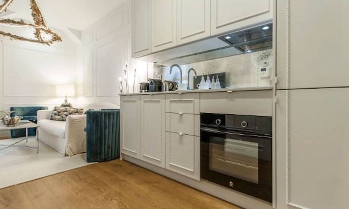 Huertas Apartment | Luxury Apartment for two In Neptuno